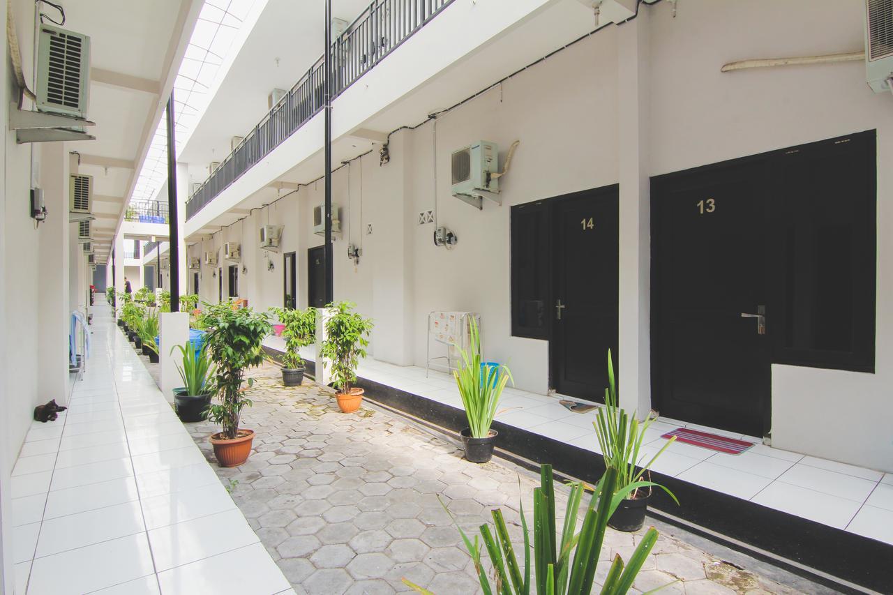 D'Paragon Pringwulung Maguwo Εξωτερικό φωτογραφία