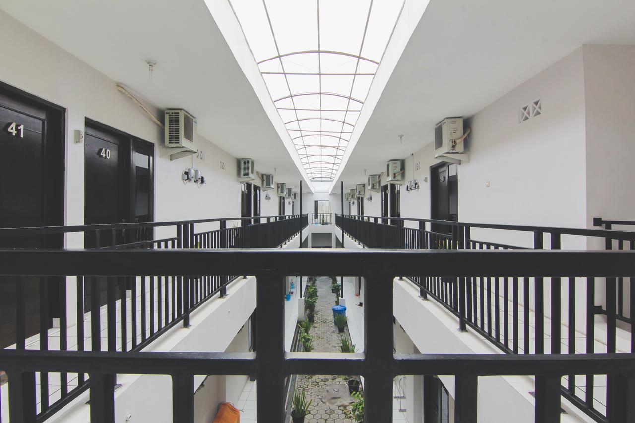 D'Paragon Pringwulung Maguwo Εξωτερικό φωτογραφία